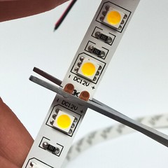 5m-200m 5050 LED Flexible Strip Light Tape 60LEDs/m Non Waterproof 12V 24V