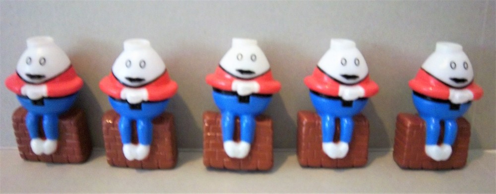 20 Humpty Dumpty 1990s covers for your Party Lights String lighting new oldstock
