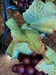 GRAPEVINE GARLAND Glass GRAPE CLUSTER Wine Decor Lot Of 3 IOB Indoor/outdoor VTG