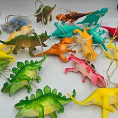 Kids 3D DINOSAUR STRING NIGHT LIGHTS batteries included, missing one dinosaur