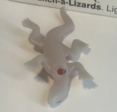 VTG 10pc Primal Lite Bunch A Lizards String Light Plastic 4″ Lizards NIB, 1986