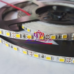 5M 2835 SMD 600Leds Cool white 6000-6500K Flexible LED Strip 12V Non-waterproof