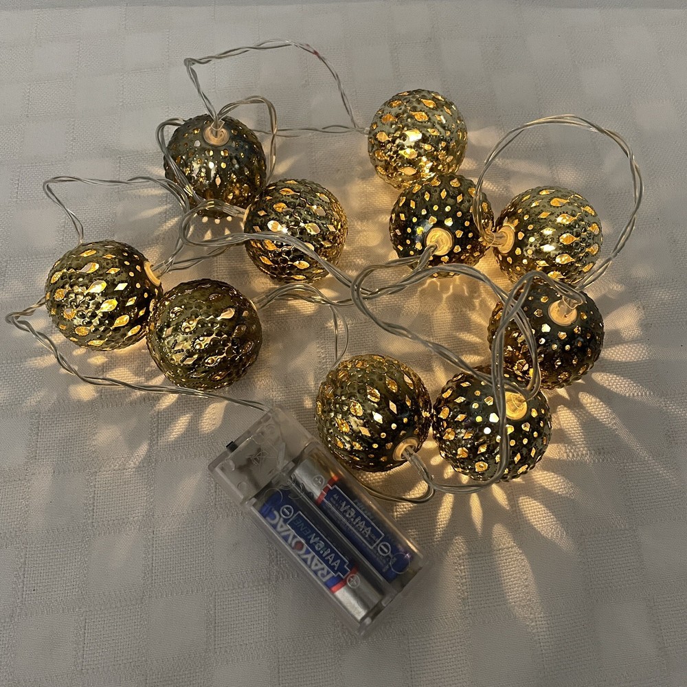 Globe String Lights Battery Operated Gold Plastic Ball Fairy Lights Warm White