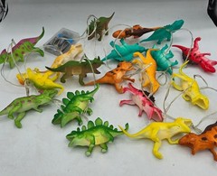 Kids 3D DINOSAUR STRING NIGHT LIGHTS batteries included, missing one dinosaur