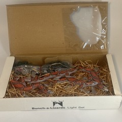 VTG 10pc Primal Lite Bunch A Lizards String Light Plastic 4″ Lizards NIB, 1986